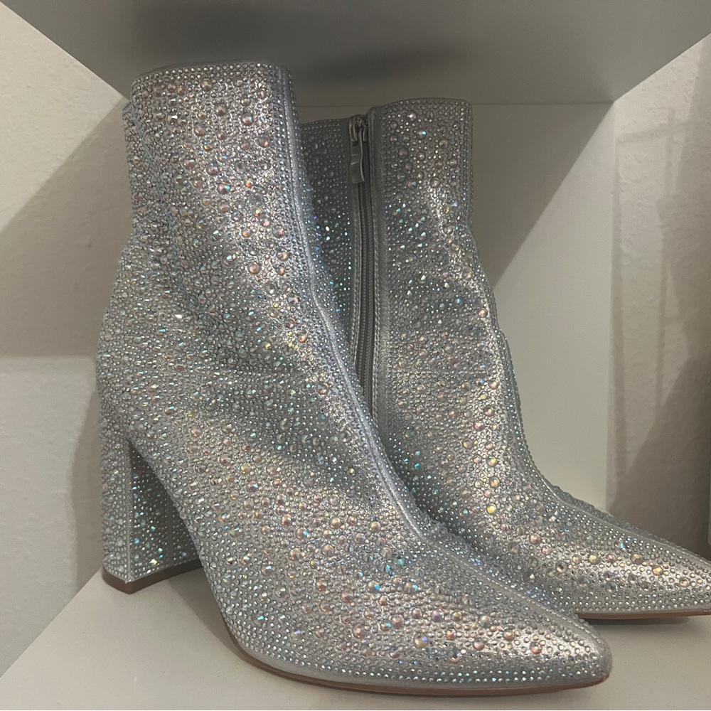 GORGEOUS Rhinestone booties with AB stones - Picture 2 of 4